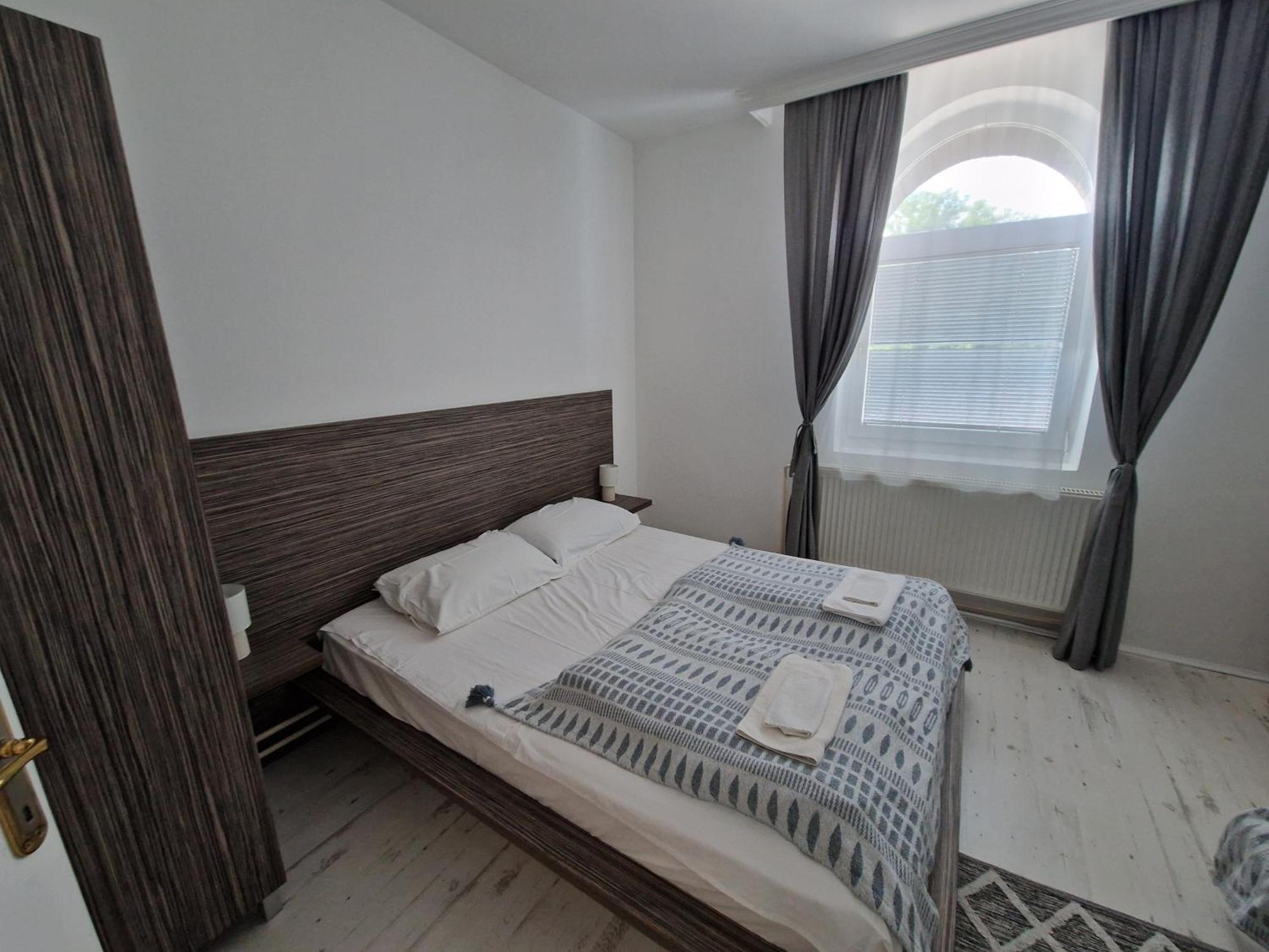 Stars Palic Apartment Bagian luar foto
