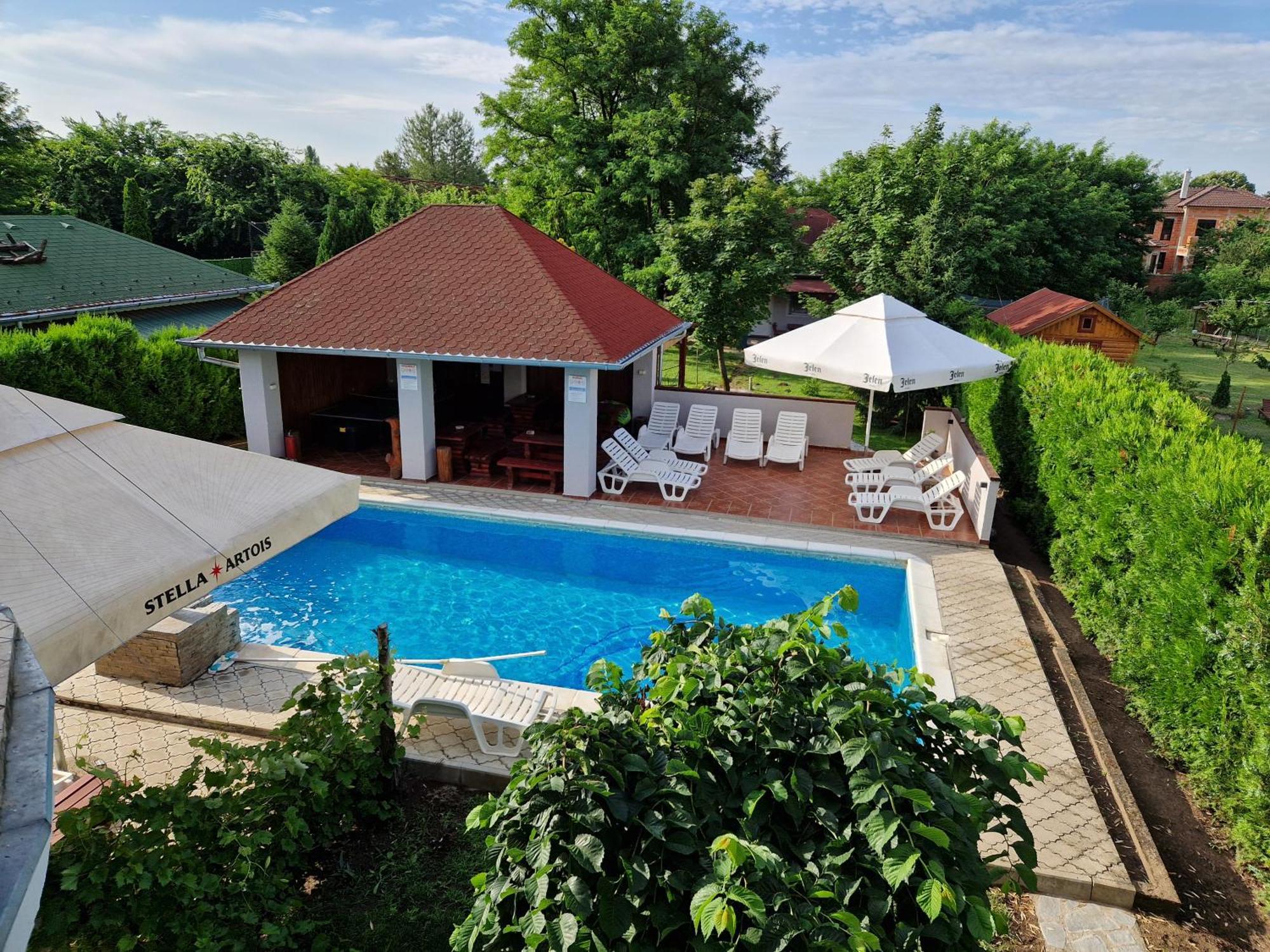 Stars Palic Apartment Bagian luar foto