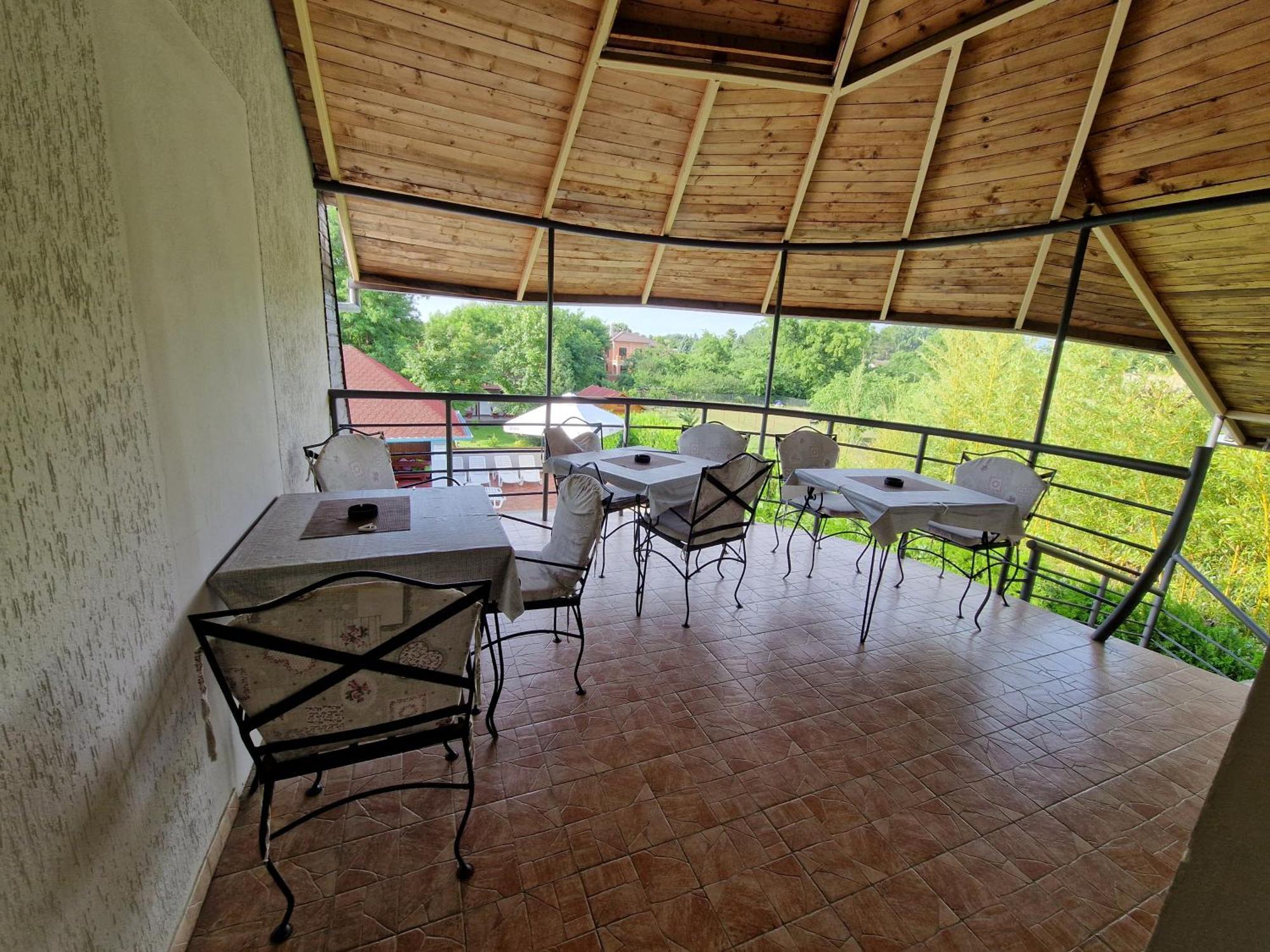 Stars Palic Apartment Bagian luar foto