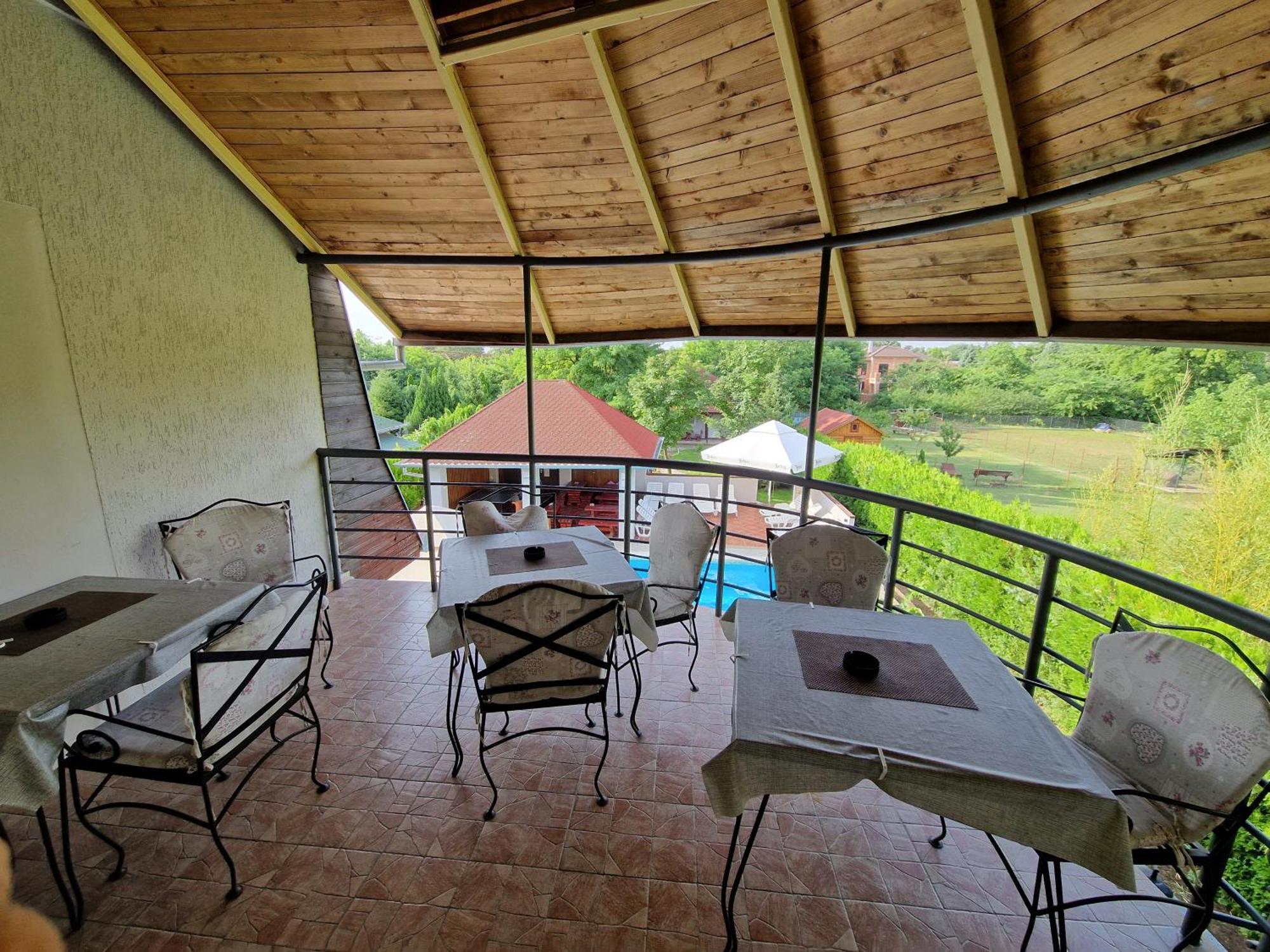 Stars Palic Apartment Bagian luar foto