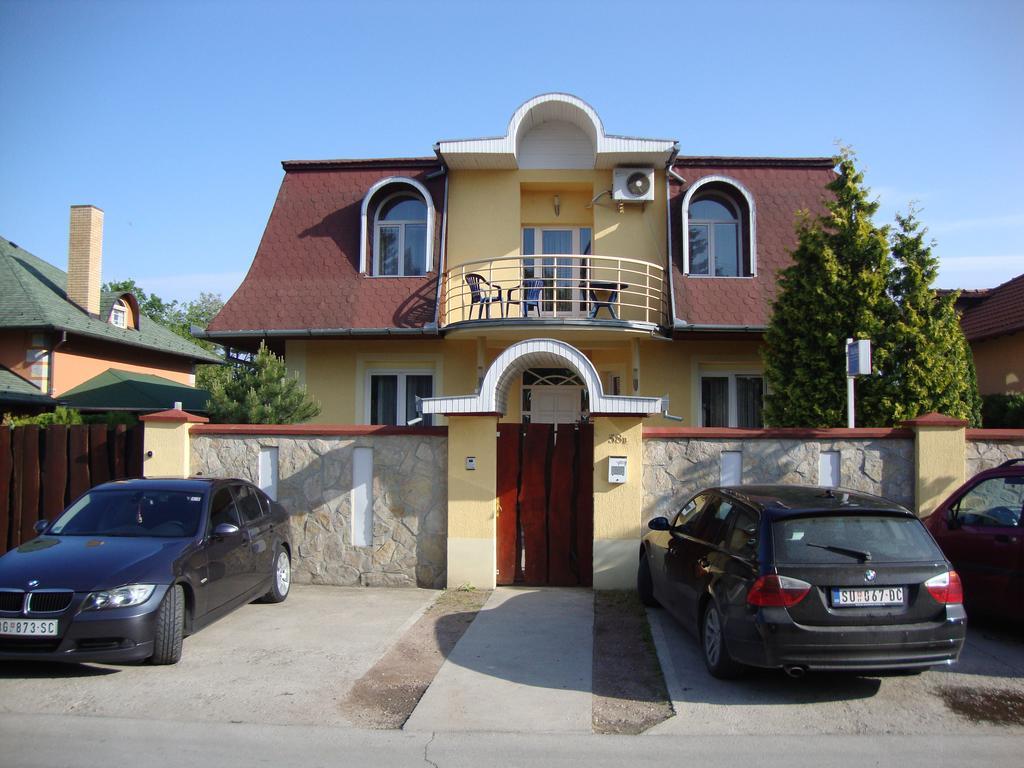 Stars Palic Apartment Bagian luar foto